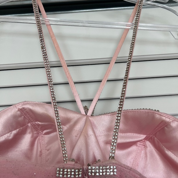 Pink Prom dress with sequin straps and sparkles throughout - Picture 5 of 12